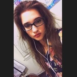 Meet your Posher, Brittany